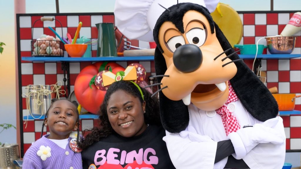 The Happiest Celebs on Earth: Stars Visit Disney!